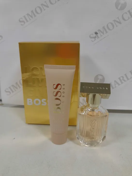 BOXED BOSS LOVE LIVE GIVE THE SCENT FOR HER GIFT SET