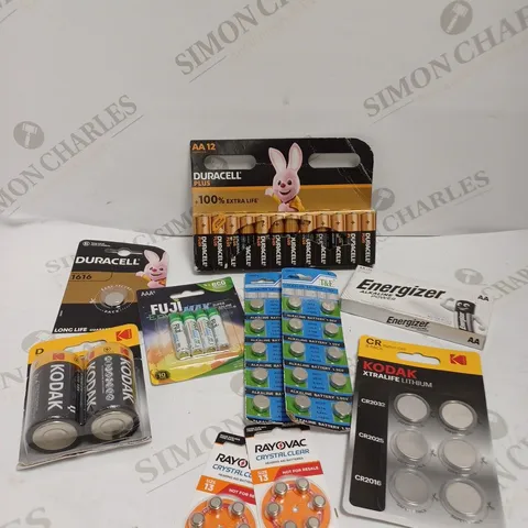 BOX OF ASSORTED BATTERIES TO INCLUDE AA, AAA, BUTTON CELL BATTERIES ETC 