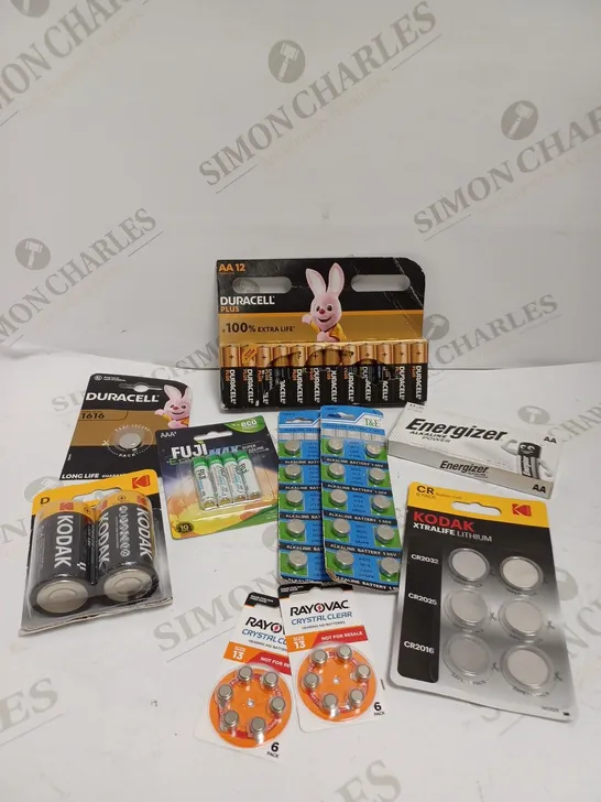 BOX OF ASSORTED BATTERIES TO INCLUDE AA, AAA, BUTTON CELL BATTERIES ETC 