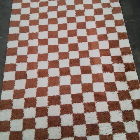 QUALITY DESIGNER SNUG CHEQUERED TERRACOTTA SHAGGY  AREA RUG 160/200 