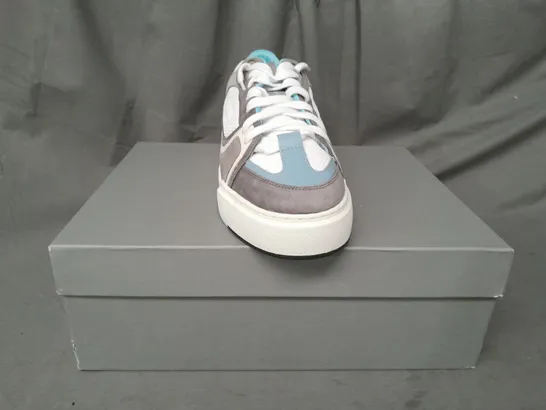 BOXED PAIR OF CLEENS ESSENTIAL SKATE SHOES IN GREY/POWDER BLUE UK SIZE 10