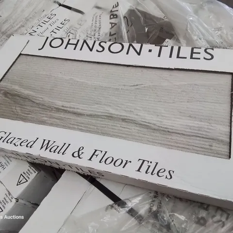 PALLET OF 40 × 5 BRAND NEW JOHNSONS HAVEN PEBBLE DECOR TILES EACH 597 × 297 × 10mm