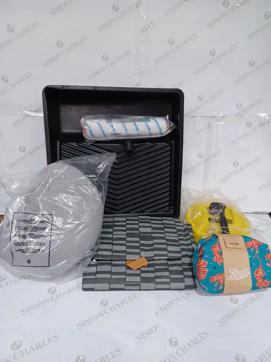 BOX TO CONTAIN APPROX. 10 X ASSORTED HOUSEHOLD PRODUCTS, INCLUDES BOOTS BAG, DIY ITEMS, FABRICS ETC 