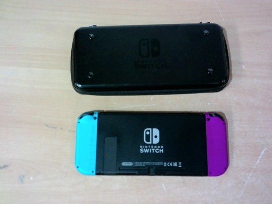 NINTENDO SWITCH CONSOLE WITH CASE
