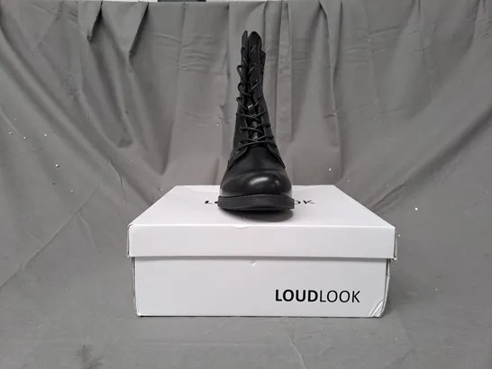 BOXED PAIR OF LOUDLOOK BOOTS IN BLACK EU SIZE 41