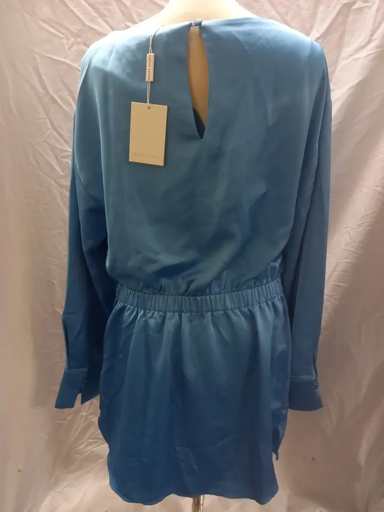 PRETTY LAVISH LONG SLEEVE SATIN MINI DRESS, BLUE - SIZE 16 