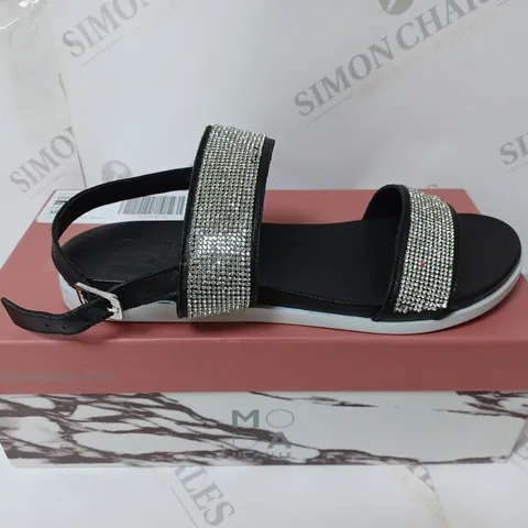 BOXED PAIR OF MODA IN PELLE ODIS JEWELLED SANDALS BLACK UK SIZE 6