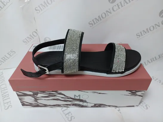 BOXED PAIR OF MODA IN PELLE ODIS JEWELLED SANDALS BLACK UK SIZE 6