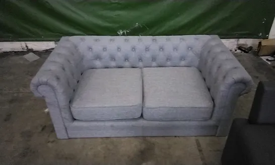 DESIGNER LIGHT GREY FABRIC CHESTERFIELD STYLE 2 SEATER SOFA