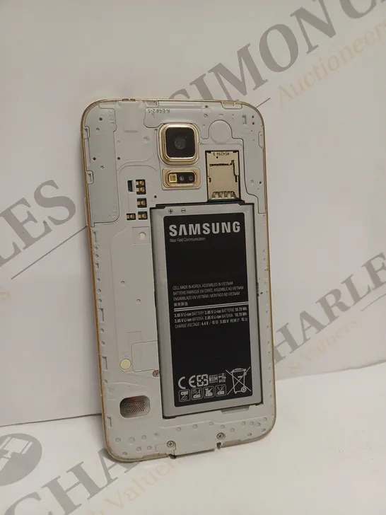 SAMSUNG GALAXY S5 SMARTPHONE 