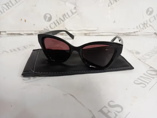 HUMMINGBIRD CATEYE SUNGLASSES BLACK