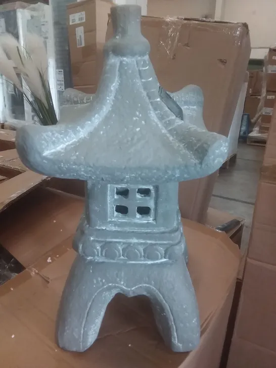 BOXED CERAMIC LED SOLAR PAGODA ORNAMENT