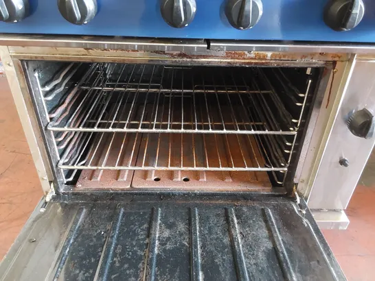 BLUE SEAL 6-BURNER RANGE STATIC GAS OVEN