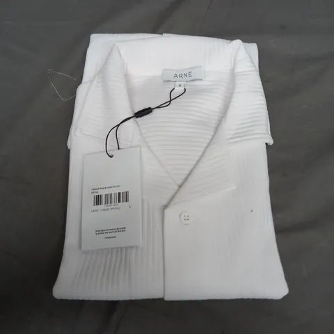 ARNE PLEATED REVERE COLLAR SHIRT IN WHITE - SMALL