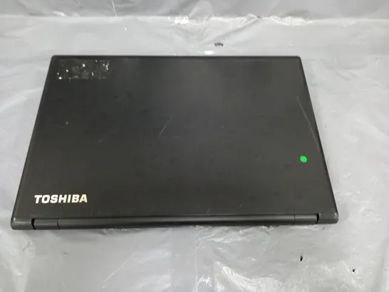 TOSHIBA SATELLITE PRO R50-B	15 INCH I3-4005U 1.70GHZ