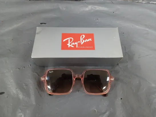 BOXED RAY BANS SUNGLASSES RRP £130