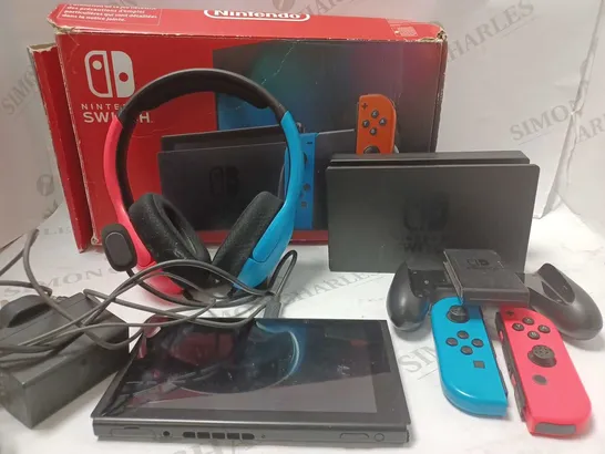 NINTENDO SWITCH - NEON RED & BLUE