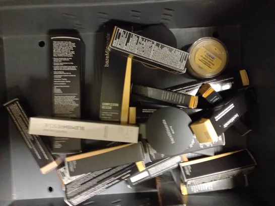 LOT OF APPROXIMATELY 20 BAREMINERALS FACE MAKE UP ITEMS