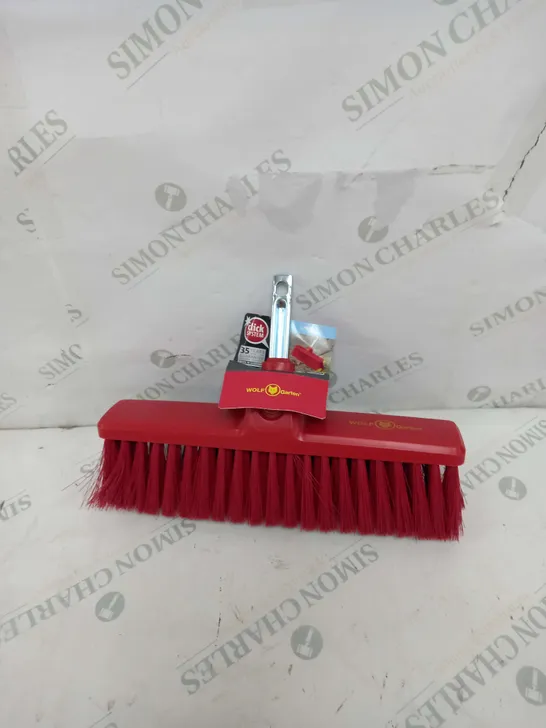 WOLF GARTEN BRUSH ATTACHMENT IN RED