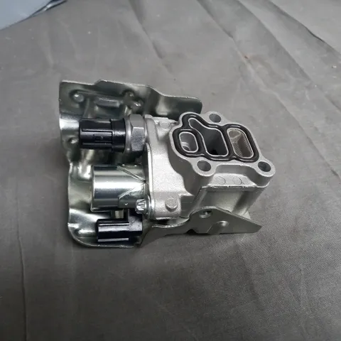 BOX I ENGINE VARIABLE VALVE 