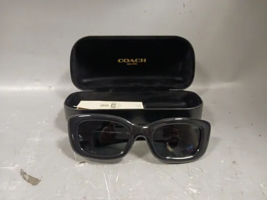 COACH HC8390U RECTANGLE SUNGLASSES 