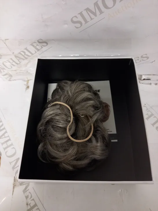 EASILOCKS HD FIBRE ELASTICATED SCRUNCHIE LIGHT GREY