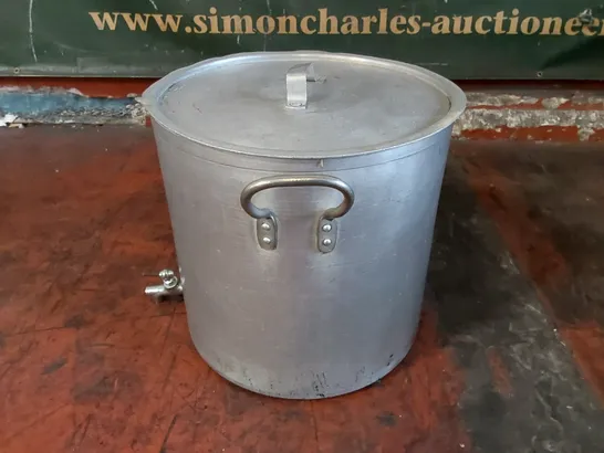 VINTAGE METAL HOT WATER URN