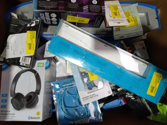 BOX OF APPROXIMATELY 20 ASSORTED ELECTRICAL ITEMS TO INCLUDE MIXX MICRO TO USB CABLE, ASDA TECH DAB+/FM RADIO, MIXX STREAMBUDS HYBRID CHARGE WIRELESS EARBUDS, ETC