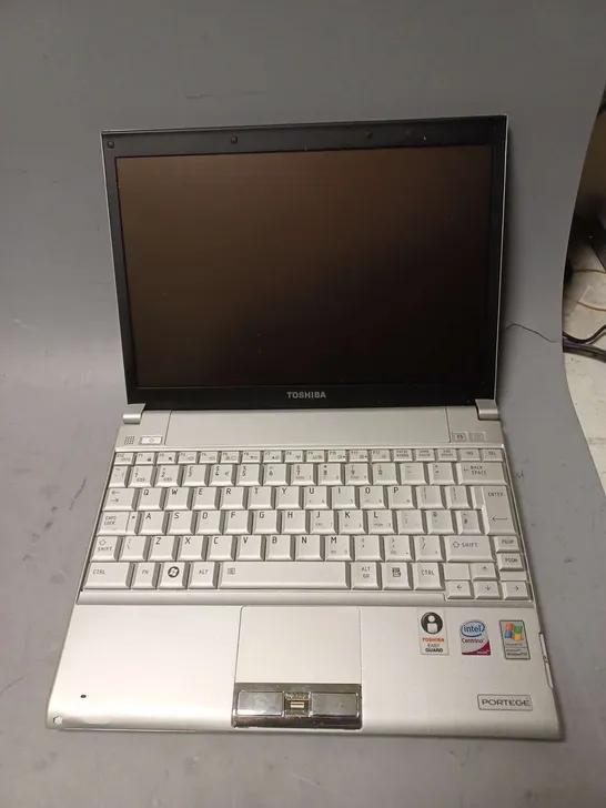 TOSHIBA PORTEGE R500 LAPTOP 