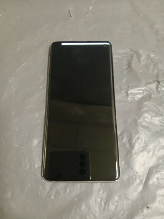 UNBOXED SAMSUNG MOBILE PHONE - SM-G973F