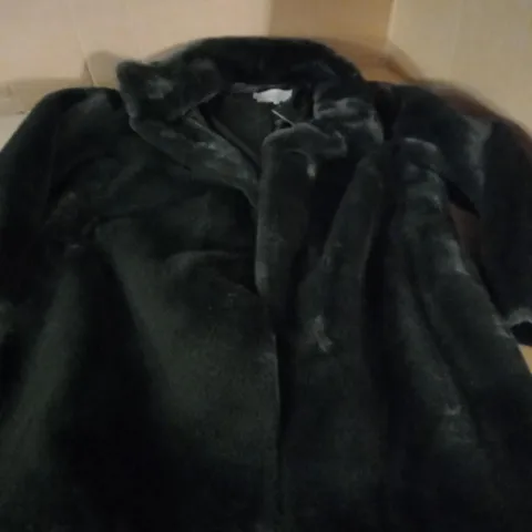 HOBBS LONDON FAUX FUR JACKET - BLACK SIZE M