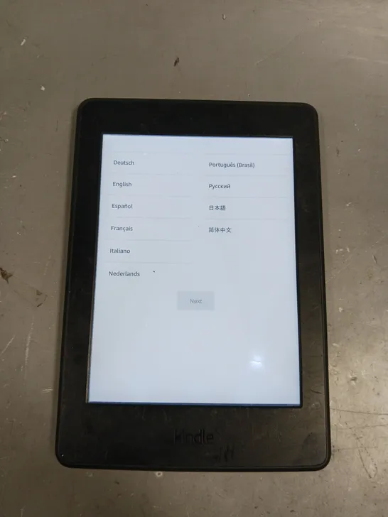 AMAZON KINDLE E-READER - MODEL UNSPECIFIED 