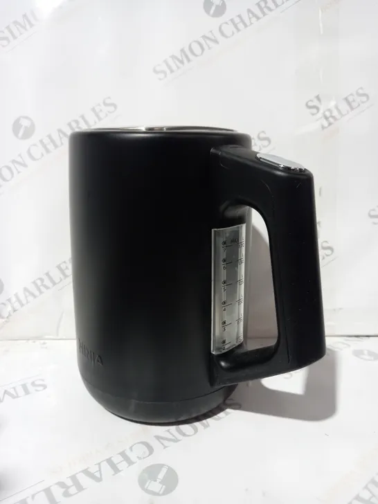 BOXED NINJA PERFECT TEMPERATURE KETTLE KT200UK