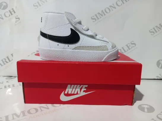 BOXED PAIR OF NIKE BLAZER MID '77 INFANT SHOES IN WHITE/BLACK SIZE 4.5