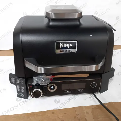 BOXED NINJA WOODFIRE ELECTRIC BBQ GRILL, SMOKER AND AIR FRYER OG701UKQ