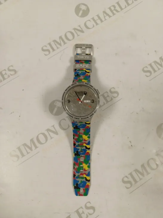 SWATCH X A BATHING APE WATCH WITH CASE