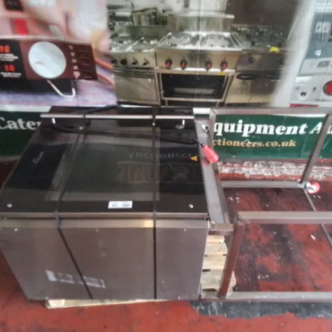 FRI-JADO COMMERCIAL SINGLE ROTISSERIE OVEN