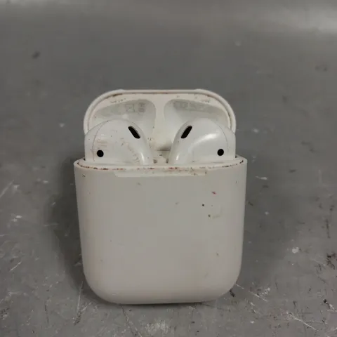 APPLE AIRPODS WITH CHARGING CASE - A1602