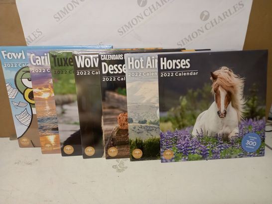 LOT OF 10 ASSORTED 2022 CALENDERS TO INCLUDE FOWL LANGUAGE,  HOT AIR BALLOON, HORSES, ETC