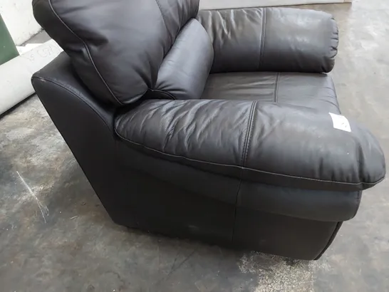 DESIGNER EASY CHAIR BROWN LEATHER 