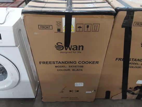 BOXED SWAN SX16710B 50CM WIDE ELECTRIC SOLID BLACK COOKER