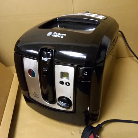 RUSSELL HOBBS DIGITAL DEEP FRYER