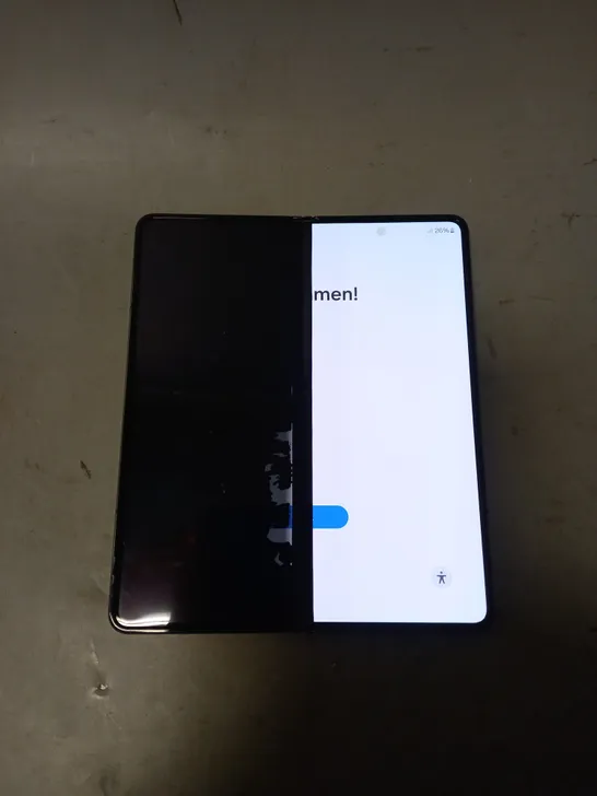 SAMSUNG GALAXY Z FOLD 4 