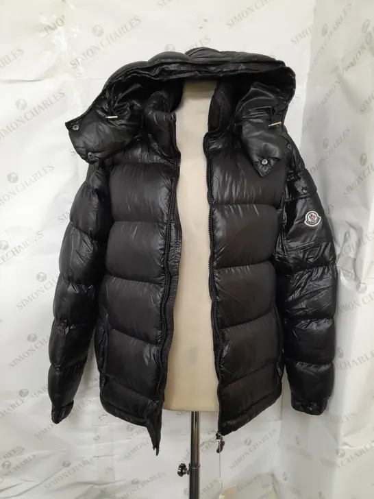 MONCLER MAYA SHORT DOWN JACKET IN BLACK - US SMALL