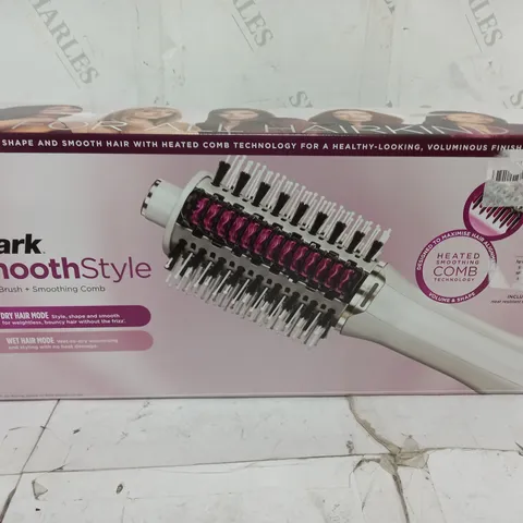 BOXED SHARK SMOOTHSTYLE HOT BRUSH & SMOOTHING COMB