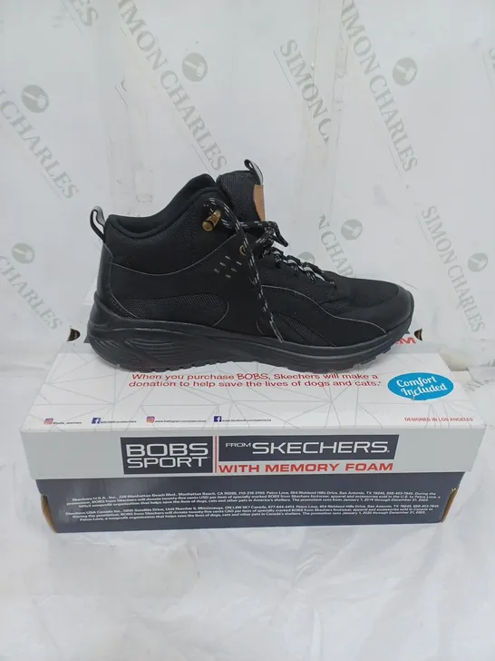 BOXED BOB'S SPORT SPARROW 2.0 FROM SKECHERS LADIES BLACK TRAINERS SIZE 10 WITH MEMORY FOAM