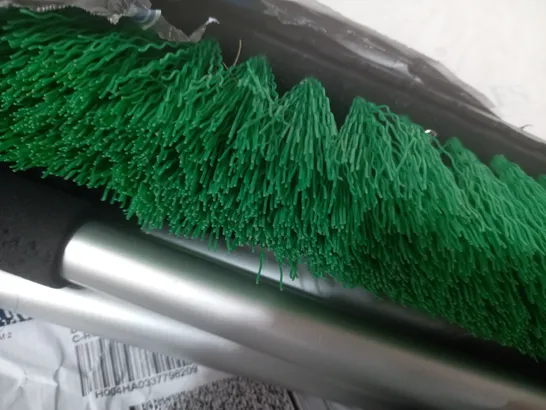 GREEN GARDEN WATER BRUSH