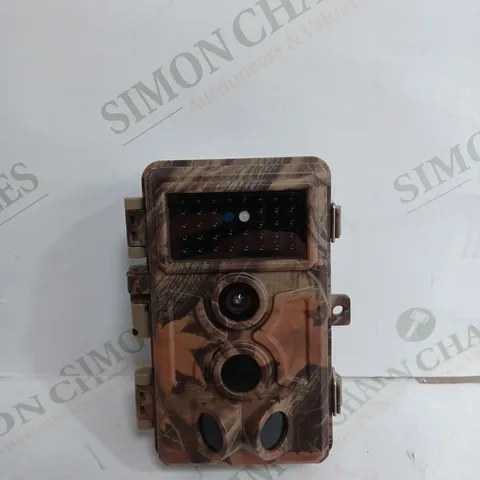 UNBRANDED TRAIL CAMERA IN CAMO - BATTERY POWER