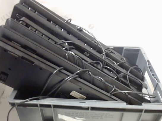 LOT OF 8 WIRED KEYBOARDS 