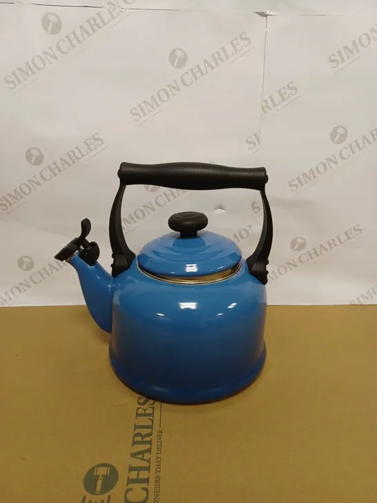 LE CREUSET TRADITIONAL STOVE-TOP KETTLE BLUE